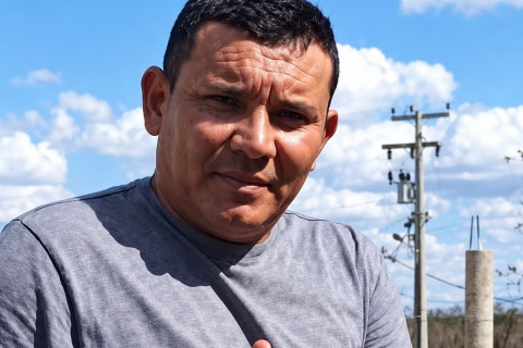 Colisão entre carro e motocicleta deixa homem morto na CE-187, em Crateús