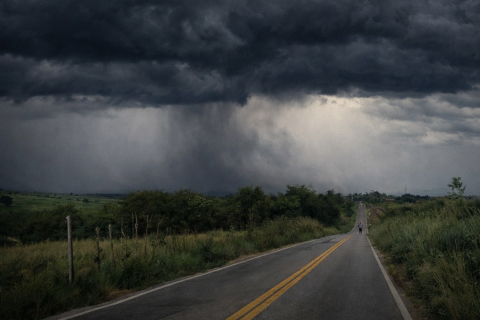 Quase 100 cidades do CE entram em alerta por chuvas intensas