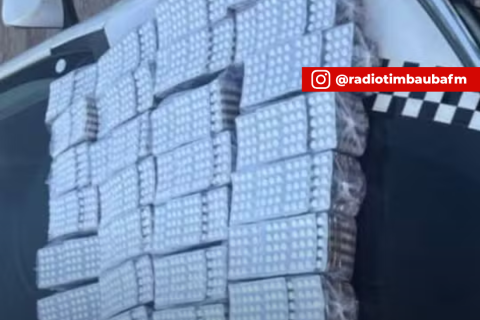 Polícia apreende quase 3 mil comprimidos de “rebite” e prende motorista em Russas