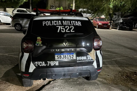 Acusado de agredir o padrasto em Nova Russas, foi conduzido para a Delegacia de Polícia