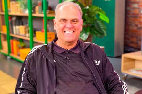 Morre Oscar Schmidt, lenda do basquete brasileiro, aos 68 anos