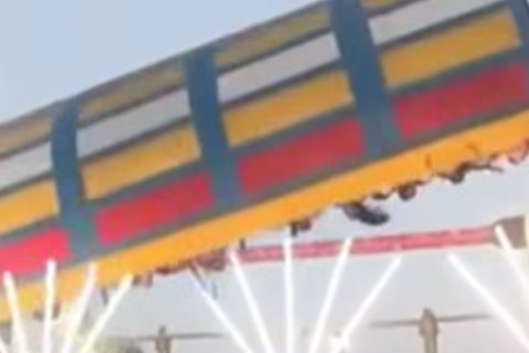 Brinquedo de parque desaba em feira na Índia, deixa um morto e 13 feridos