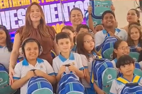 Educação como Prioridade: Giordanna Mano Reforça Investimentos no Ensino em Nova Russas