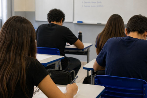 Professor da rede pública é investigado por suspeita de violência sexual contra estudantes no Ceará