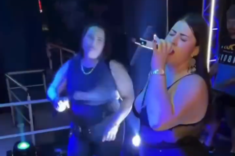 Reação de homens após gemido de cantora viraliza: "a gente nunca sabe quando elas estão fingindo"