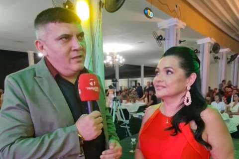 Presidente Cibelle Tavares destaca honrarias a pessoas que contribuem com Nova Russas