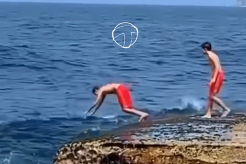 Tudo por um vídeo: jovem desaparece após se arriscar no mar em SC