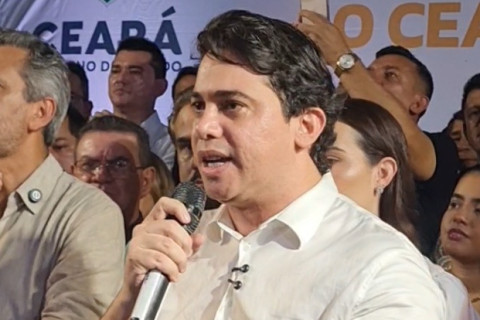 Júnior Mano diz estar “pronto preparado e querendo” disputar vaga ao senado na chapa majoritária