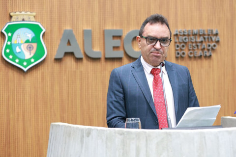 Suplente de deputado é detido por suspeita de importunação sexual em aeroporto do Ceará