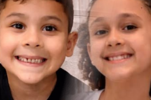 Irmãos atropelados e mortos brincavam de pular corda na calçada