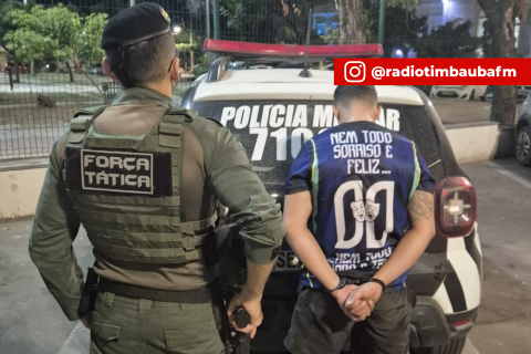 Força Tática prende suspeito por tráfico e corrupção de menor durante operação em Santa Quitéria