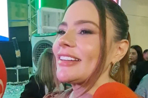 Prefeita Giordanna Mano destaca alegria em evento que homenageou senador Cid Gomes