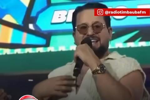 Vídeo de Marrone dizendo ser “meio gay” durante show viraliza nas redes