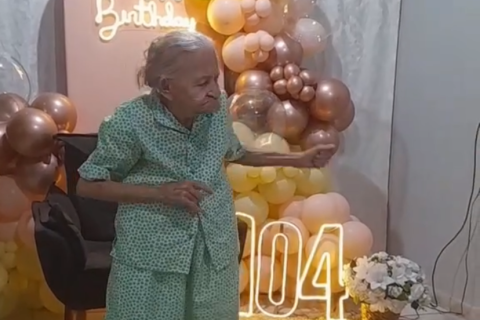 IDOSA DE 104 ANOS SURPREENDE AO DANÇAR PISEIRO E ENCANTA A INTERNET