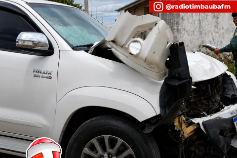 Motorista de Hilux se apresenta à Polícia Civil após acidente que matou motociclista em Nova Russas